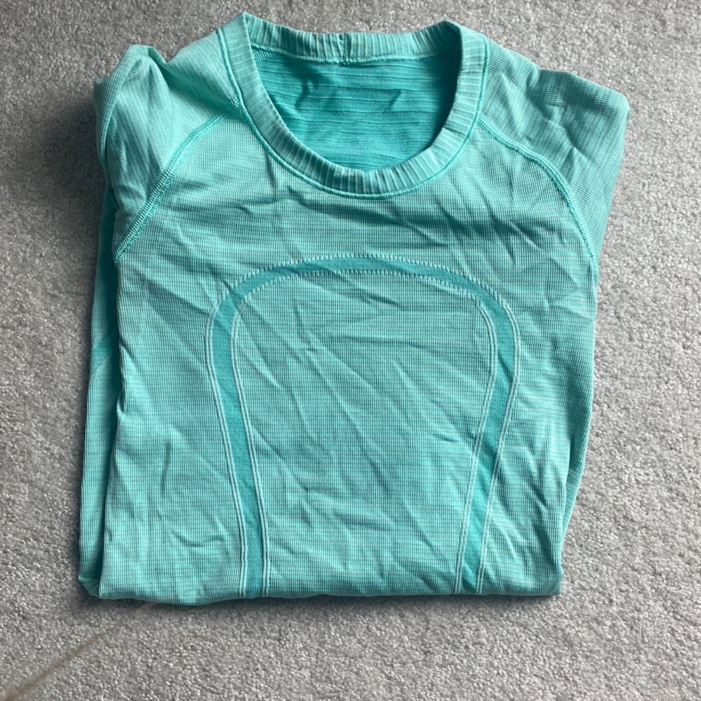 mint green Lululemon swiftly tech